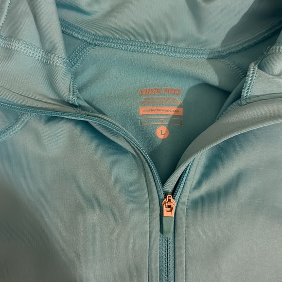 Nike 1/2 zip DRI FIT running top/jacket - Picture 2 of 3